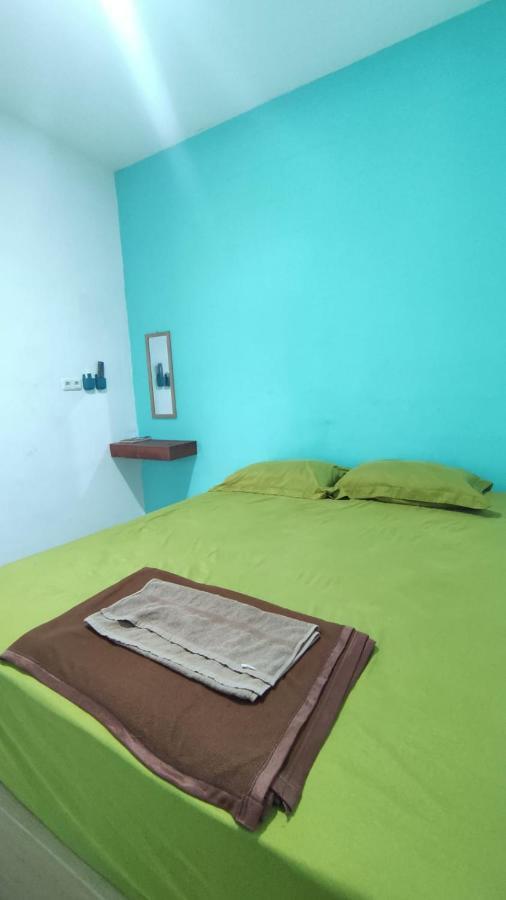 Rumah Teman Hostel Semarang Extérieur photo